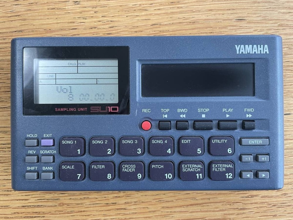 YAMAHA SU10 Sampling Unit MIDI Synthesizer
