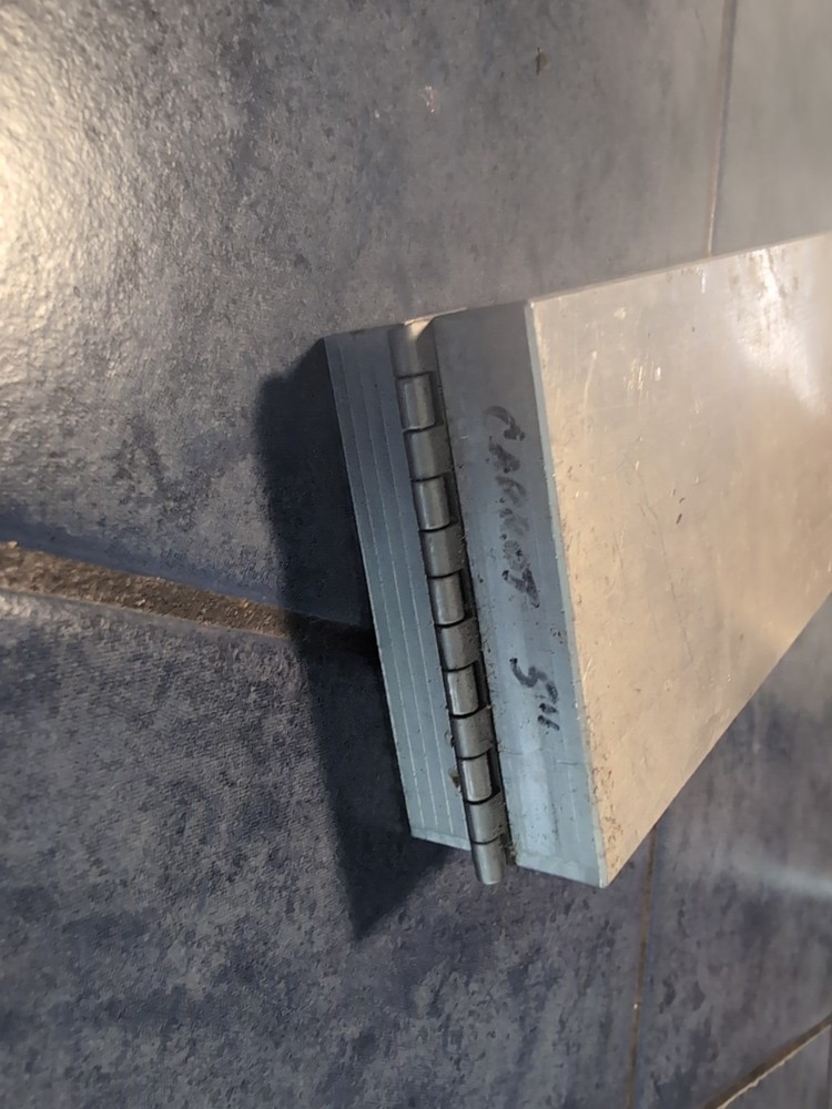 Used Do it soft plastic 5" Carrot Mold