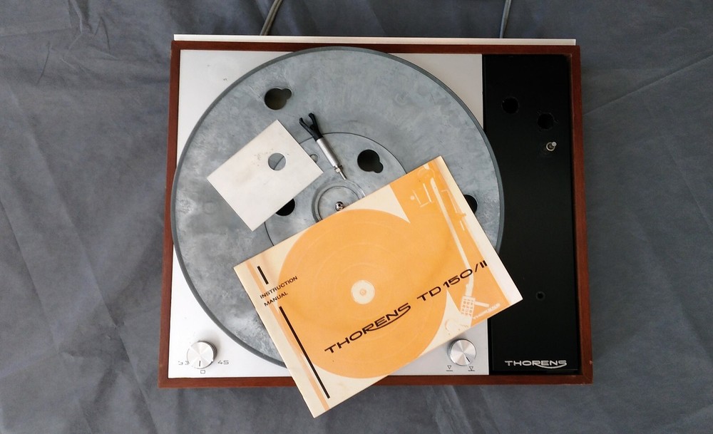 Thorens TD 150 MK II Turntable (Works)