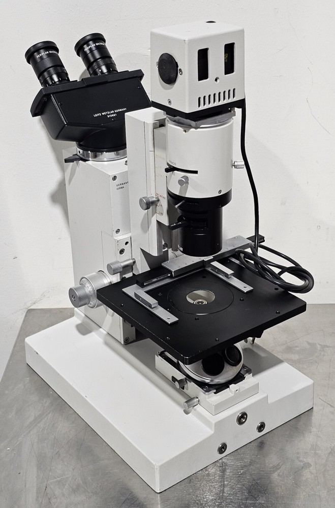 Leitz Diavert Inverted Phase Contrast Tissue Culture Microscope
