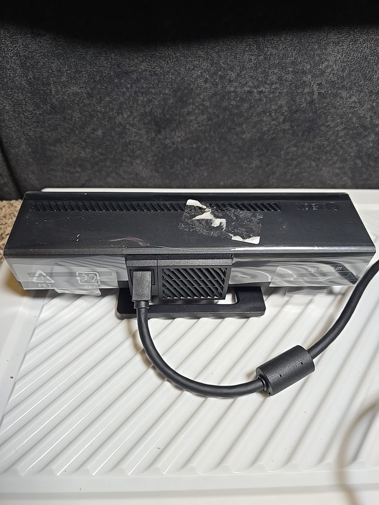 Microsoft Xbox One Kinect Camera Motion Sensor Bar Black Model 1520 In Plastic