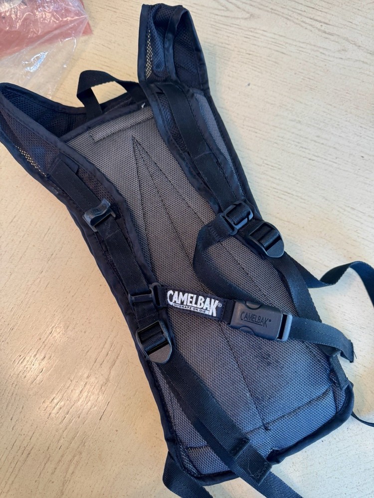 CamelBak ZOID Hydration Pack – Lightweight Performance Pack. Black/Gray.