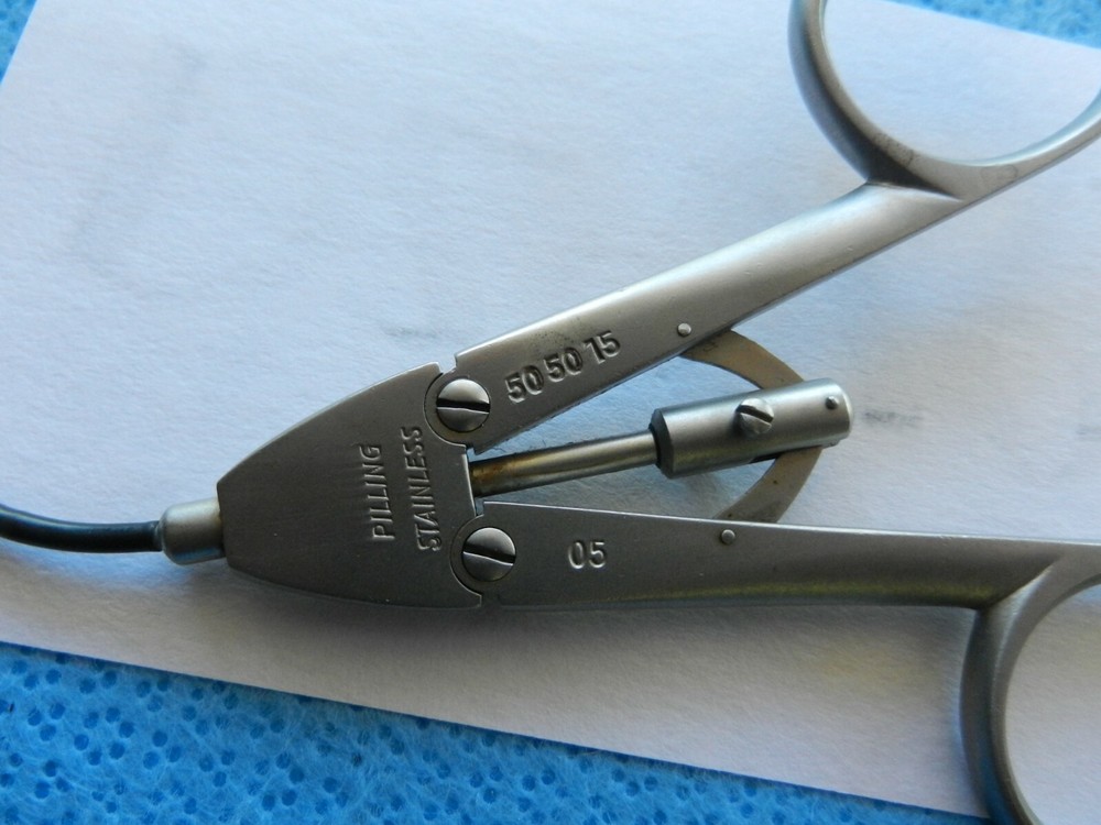 D2979 Pilling Surgical Cup Forceps 505015