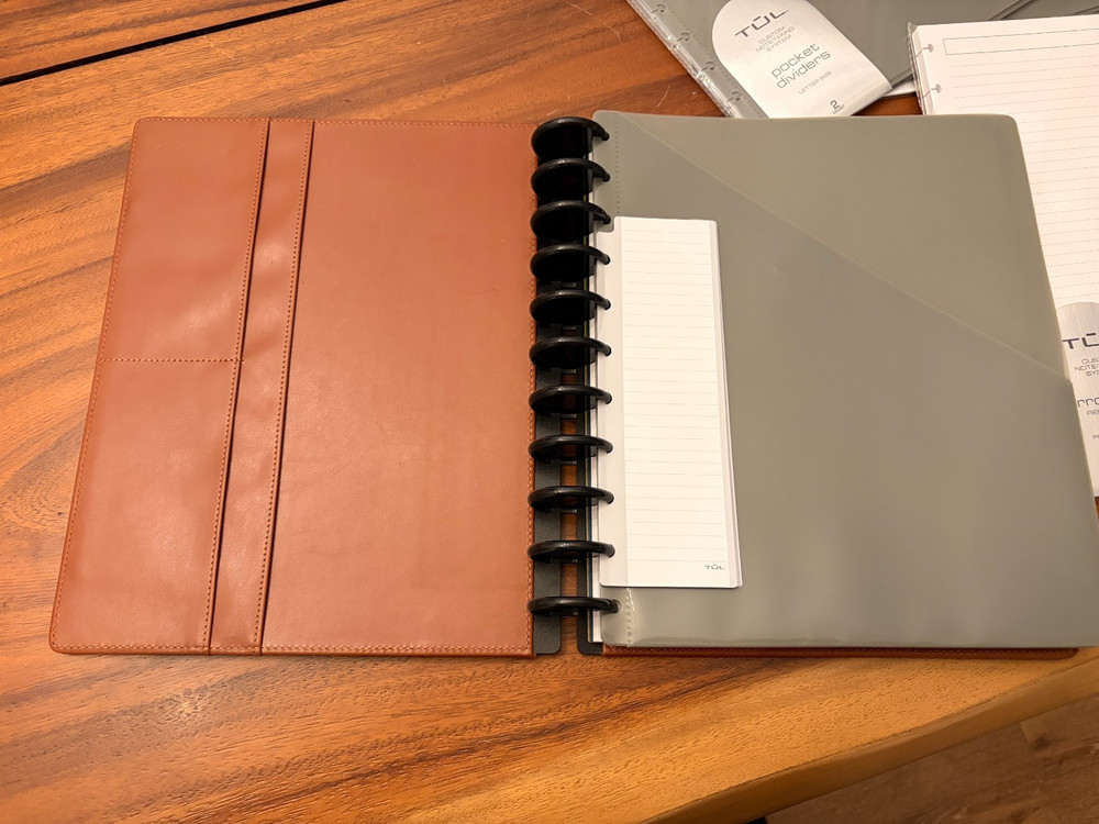 Tul 11 Disc Brown Leather Binder Bundle