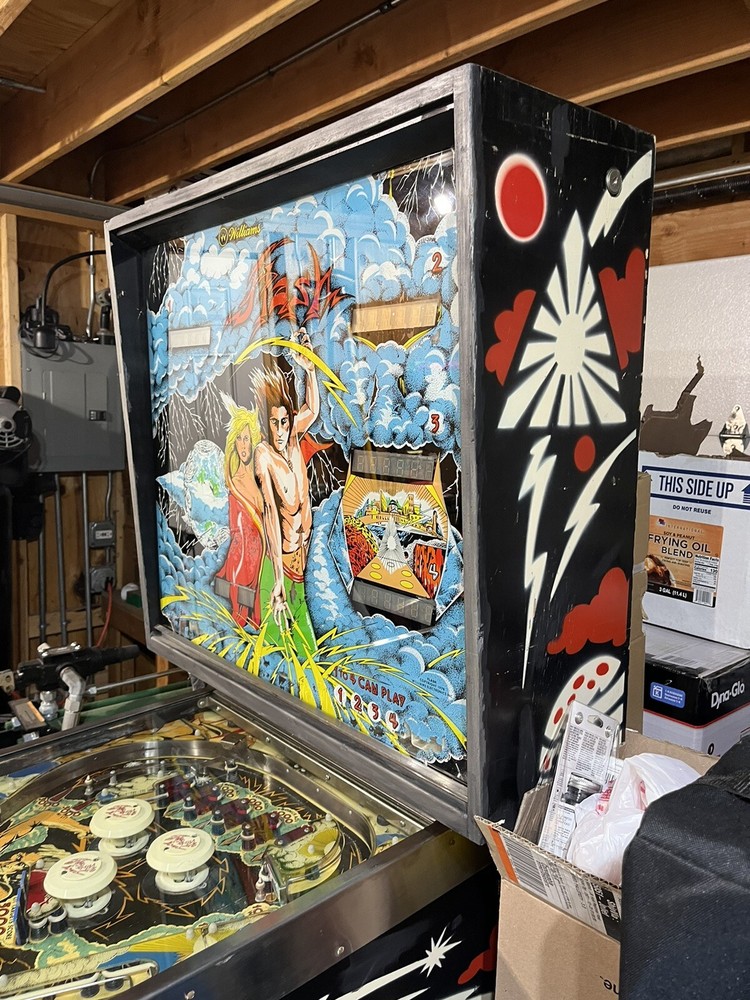 1978 Williams Flash Pinball Machine