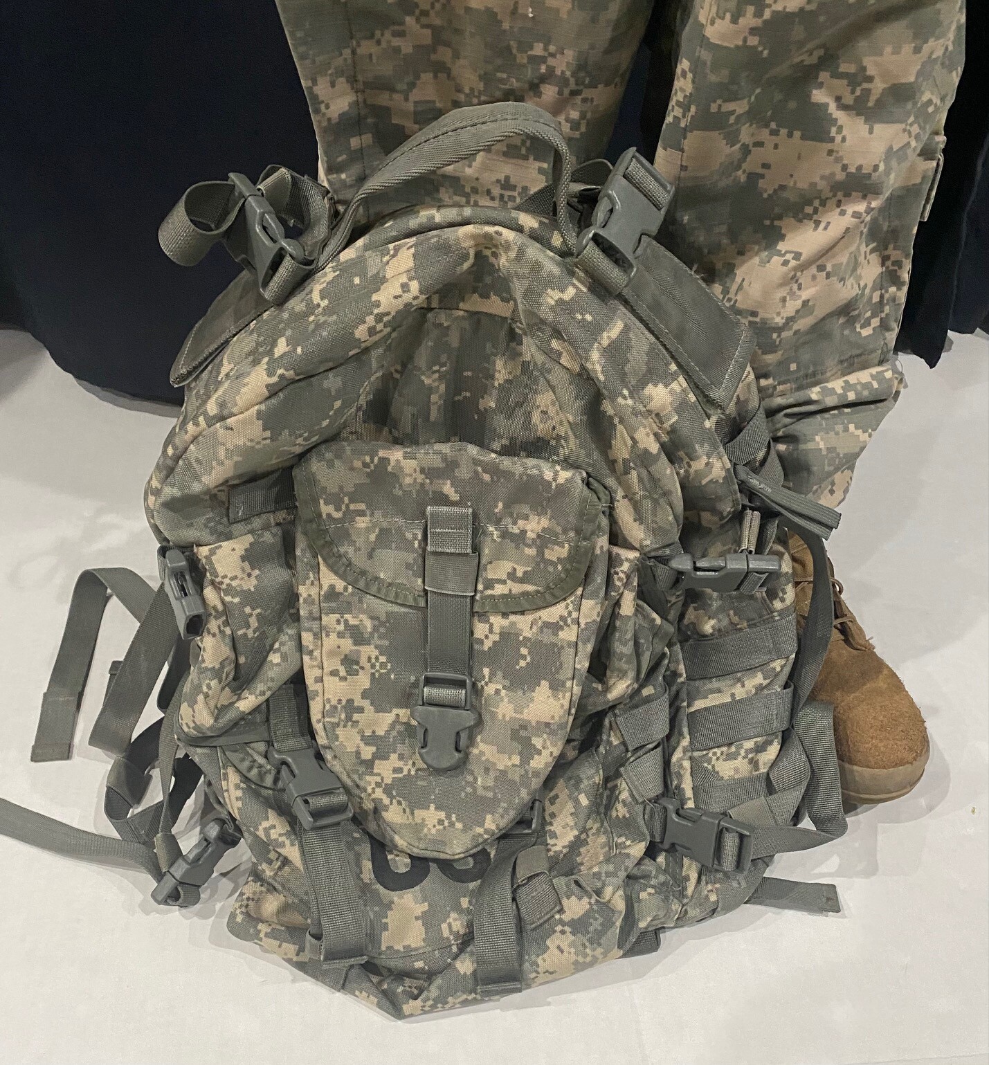 USGI MOLLE II Core Rifleman Kit Complete - ACU 21 Pieces