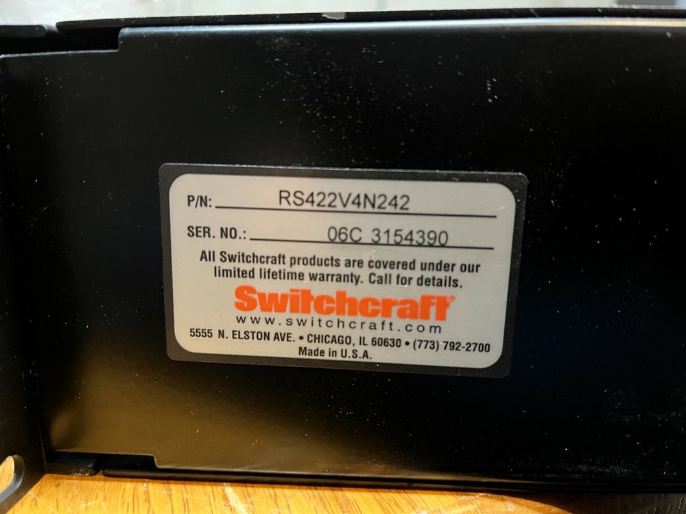 Switchcraft RS 422V4N242 patch bay