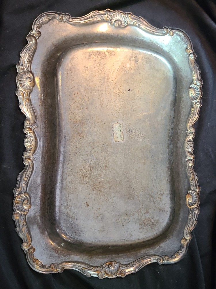 Vintage Ornate Sheridan? Serving Bread Tray Silverplated