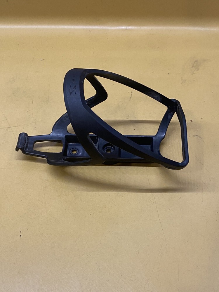 Black Serfos Plastic Water Bottle Cage