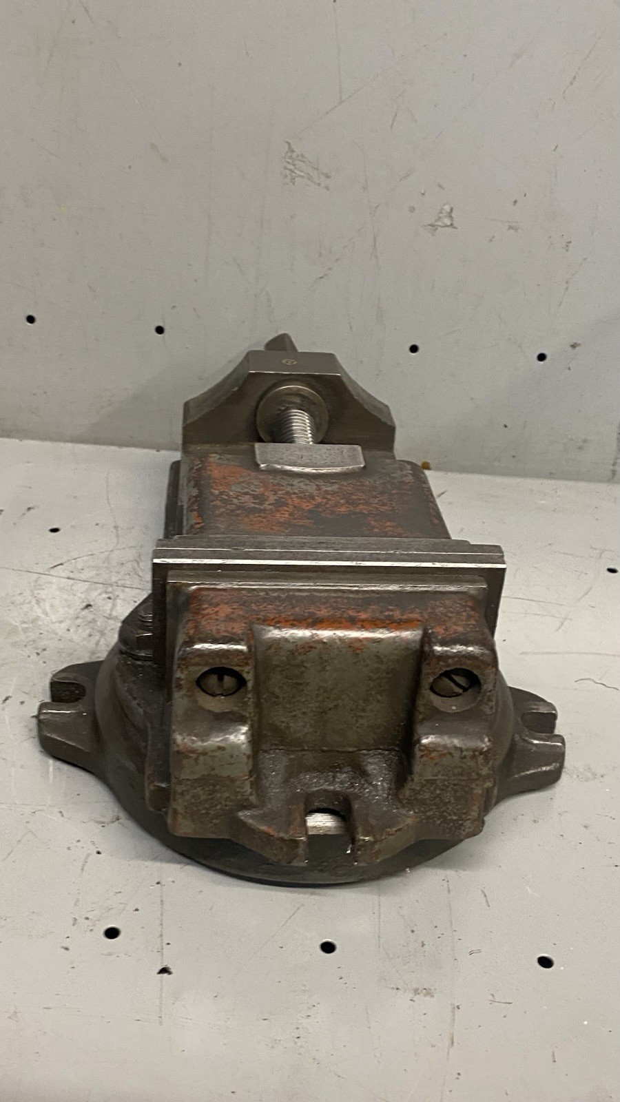 L W CHUCK Milling Machine Vise W/ Swivel Base