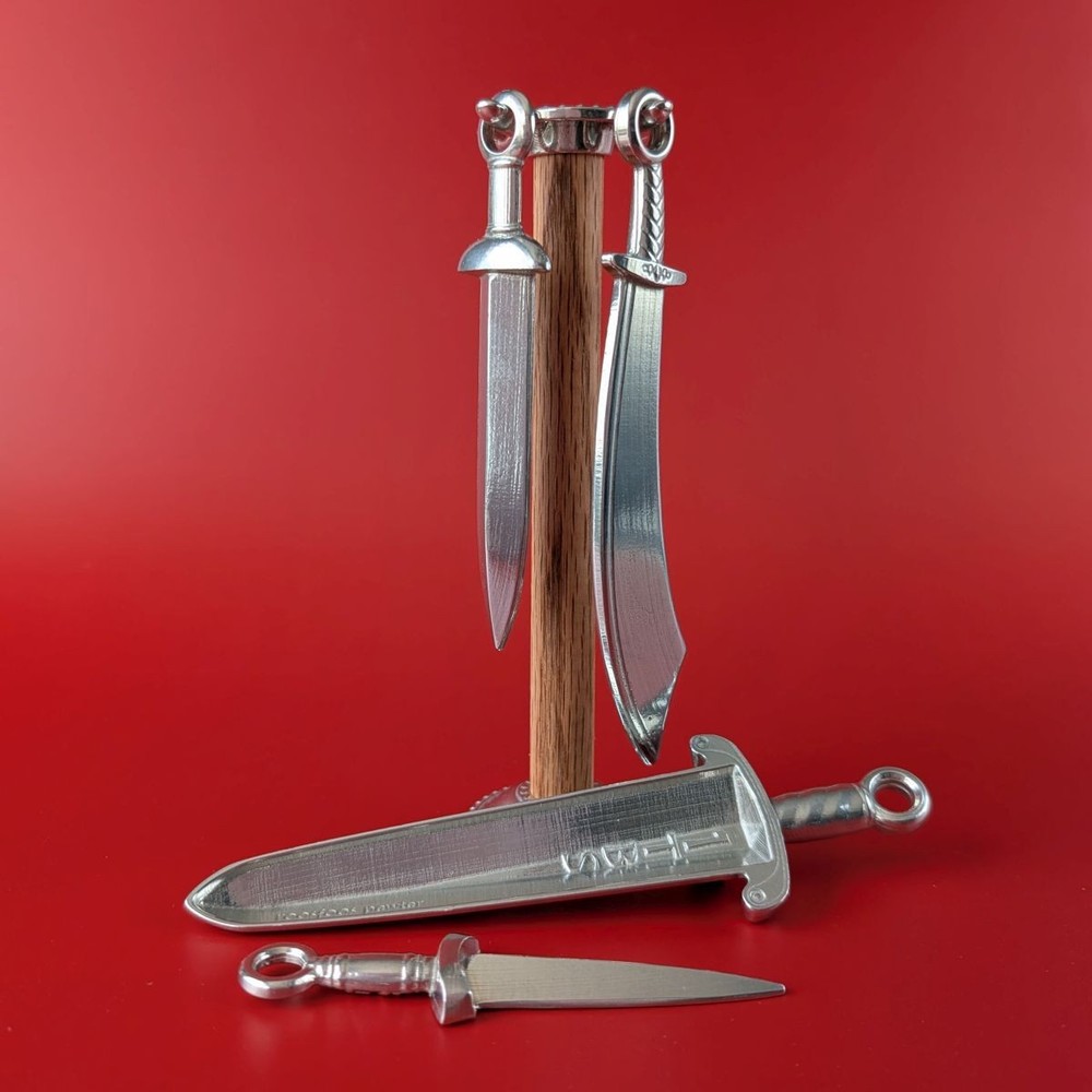 Sword Measuring Spoon Set with Display Stand
