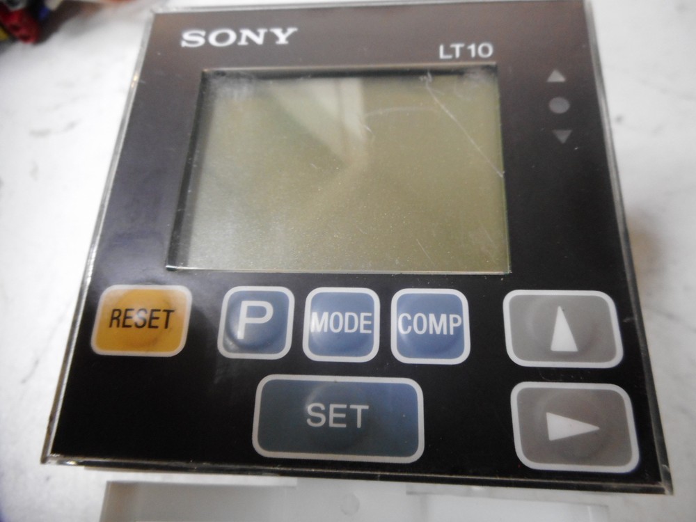 SONY DIGITAL PANEL DISPLAY -- 5 DIGIT BACKLIT LCD - 1 CHANNEL INPUT -- LT10-105B