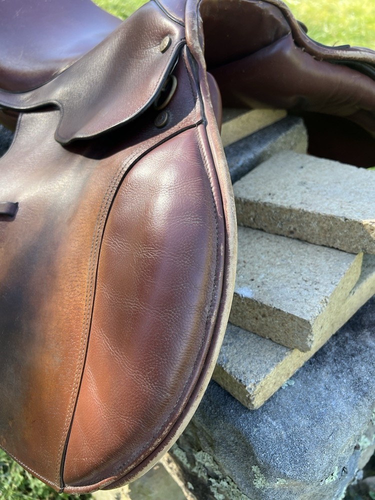 Lancer English Saddle