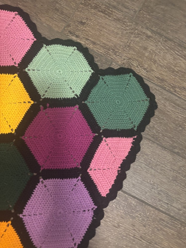 Handmade Hexagon Crochet Blanket Throw Afghan Retro Multicolor 78x54 Lap Bed Sof