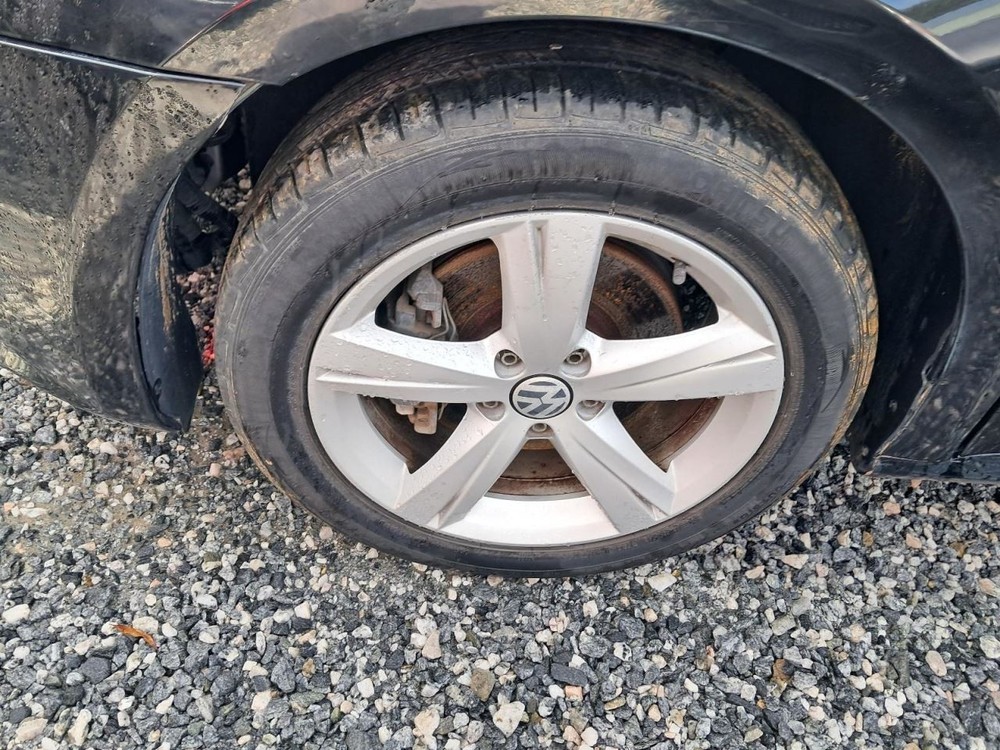 PASSAT 2015 Glove Box 4846745