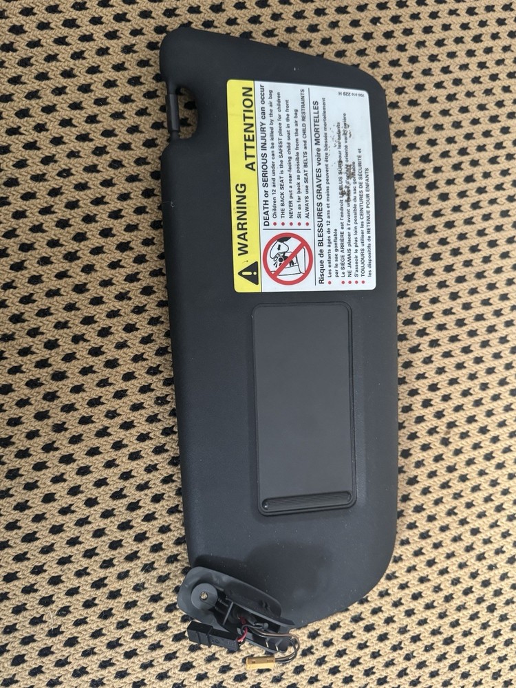 Audi Driver Left Side Black Sun Visor Home Link Module & Lighted Vanity Mirror