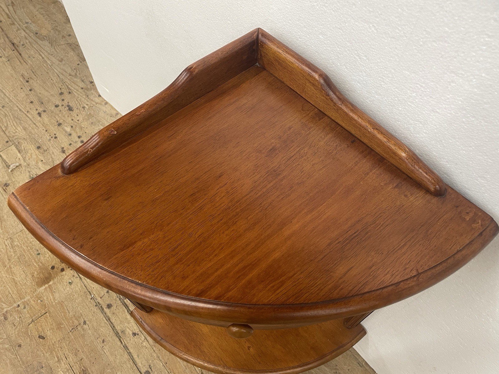 Corner Stand w Shelf, Drawer Sheraton Style Accent Table