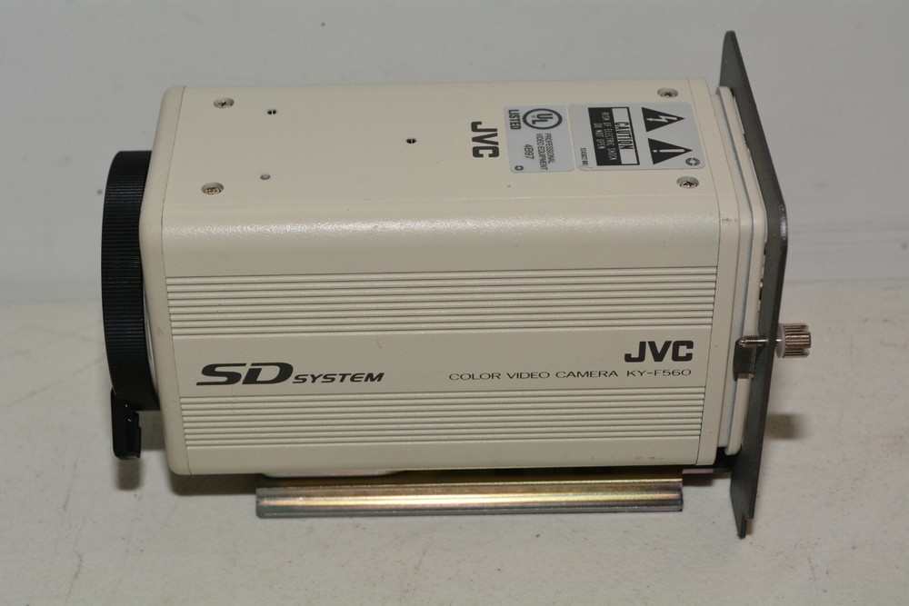 JVC KY-F560 Camera