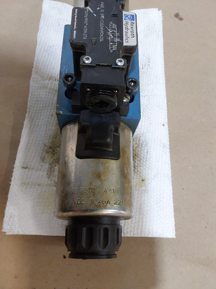 REXROTH 4WE 10 E40/CG24N9DK25L 612333 B