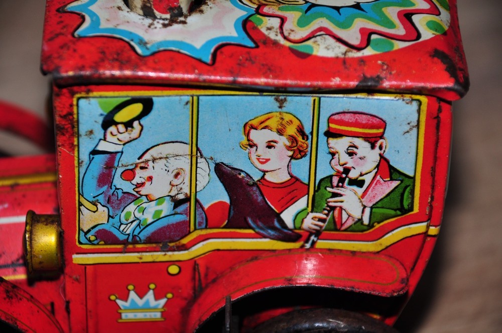 Vintage KO Japan Tin Clockwork Circus Car - Working