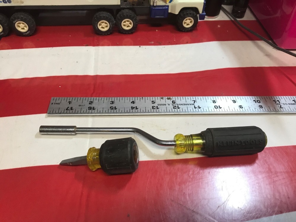 Klein tools screwdriver 2pc.   3333