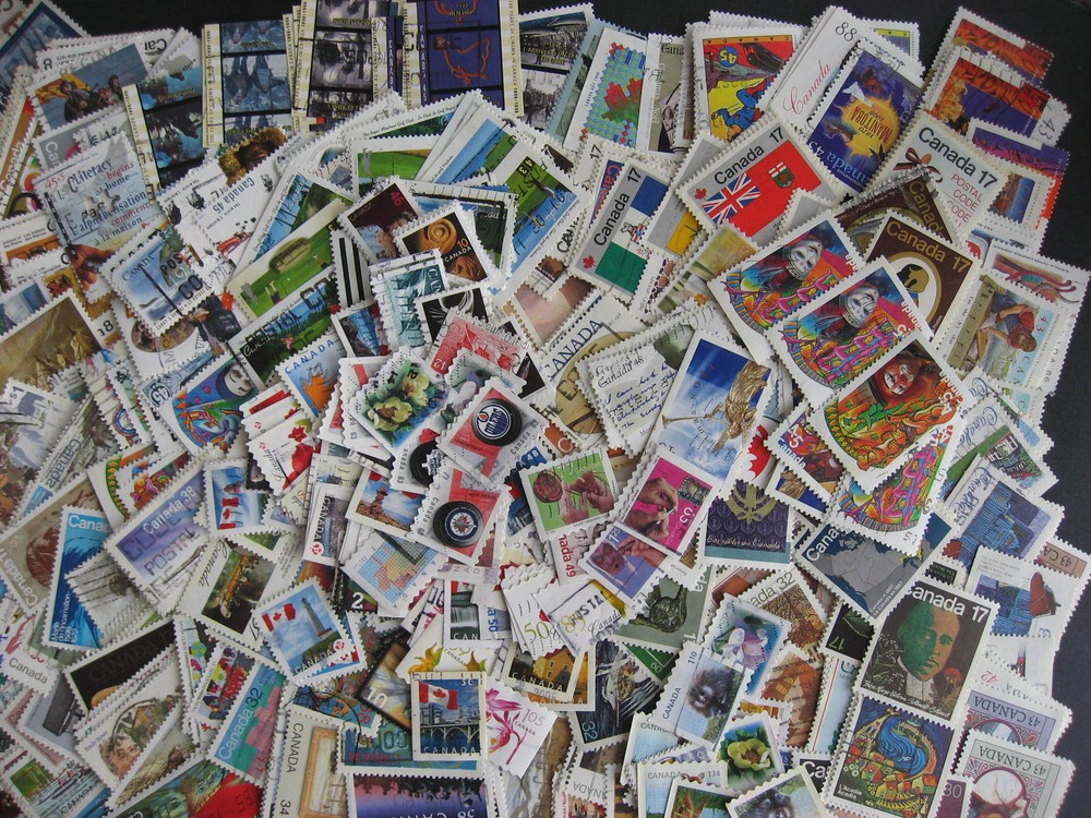 Canada collection 2000 different U old-2015.Face same=reg/ex-bklt/diff perfs etc