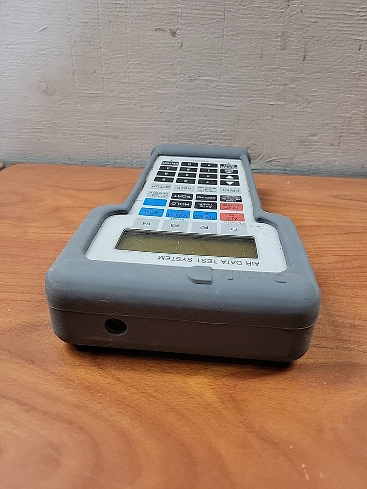 DRUCK AIR DATA TEST SYSTEM ADTS405 HAND TERMINAL