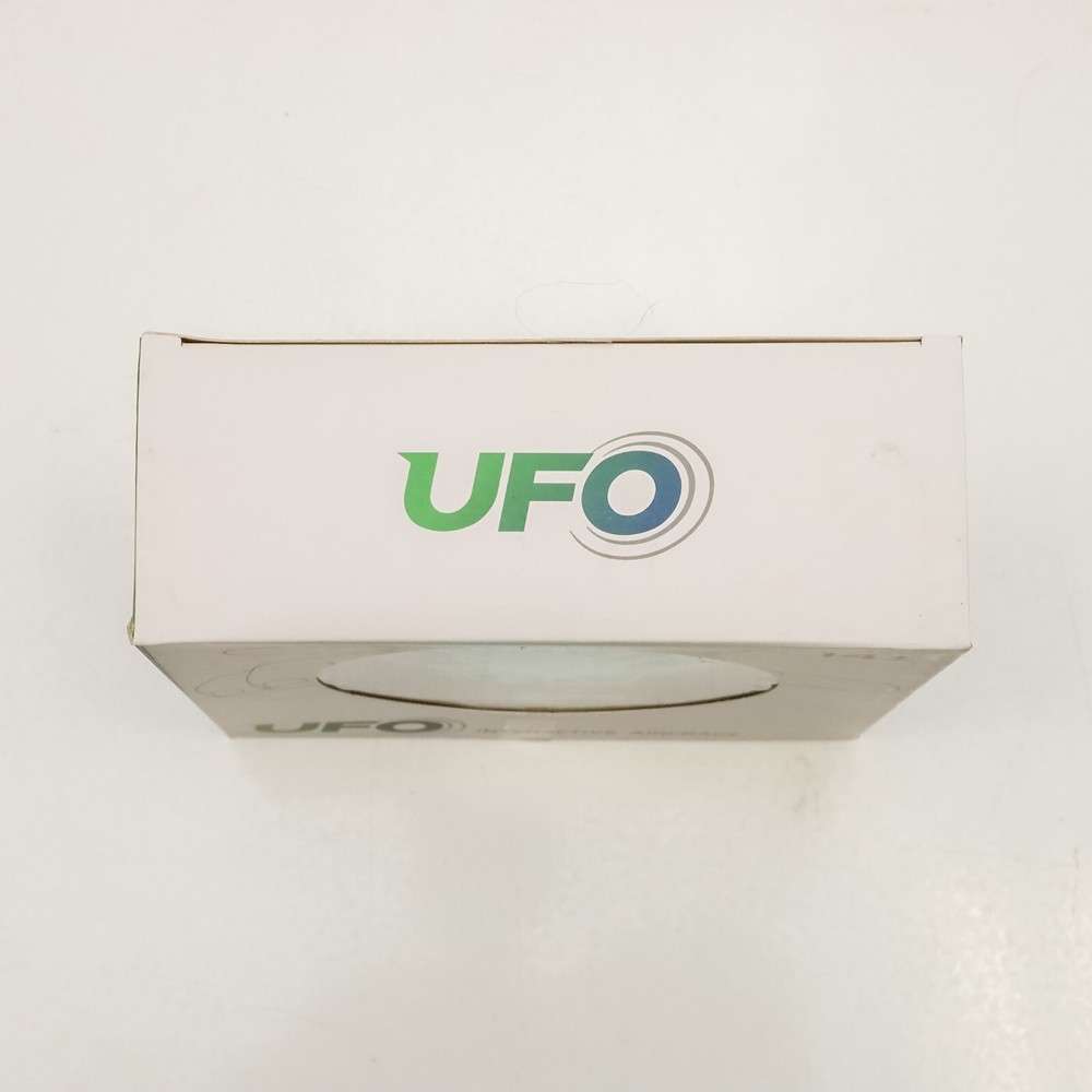 UFO Interactive Aircraft with Blinking Lights and High Low Speed Conversion