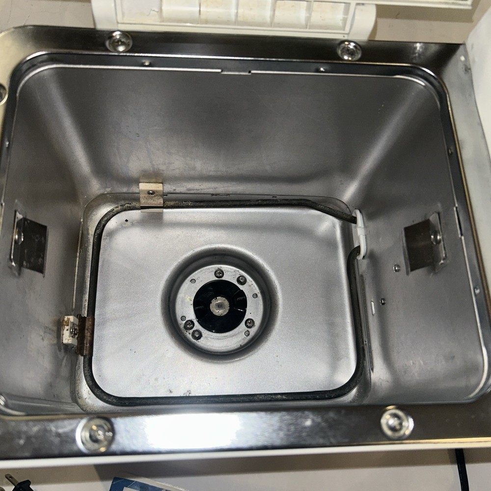 Breadman Ultimate TR2200C Bread Machine Maker Baking Automatic