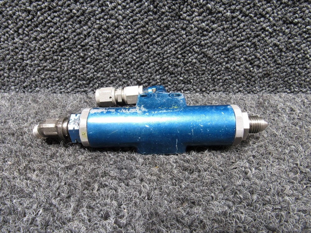 2380014-5 (Alt: AN6277-4) Learjet 25 Shuttle Valve Assembly