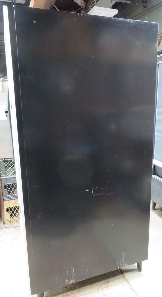 Automatic Products Model 6000 Snack Vending Machine