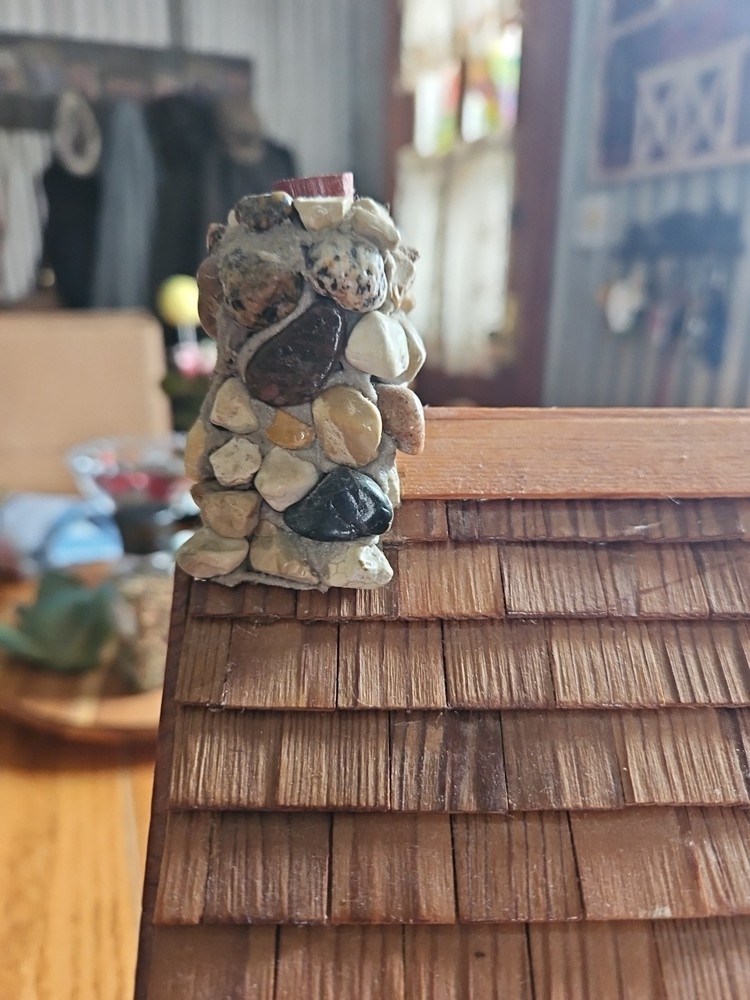 Handmade Log Cabin Birdhouse