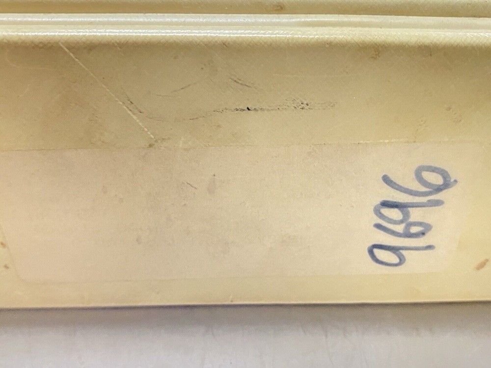 Waters WISP 840 Data & Chromatography Control Station - Users Guide / Manual