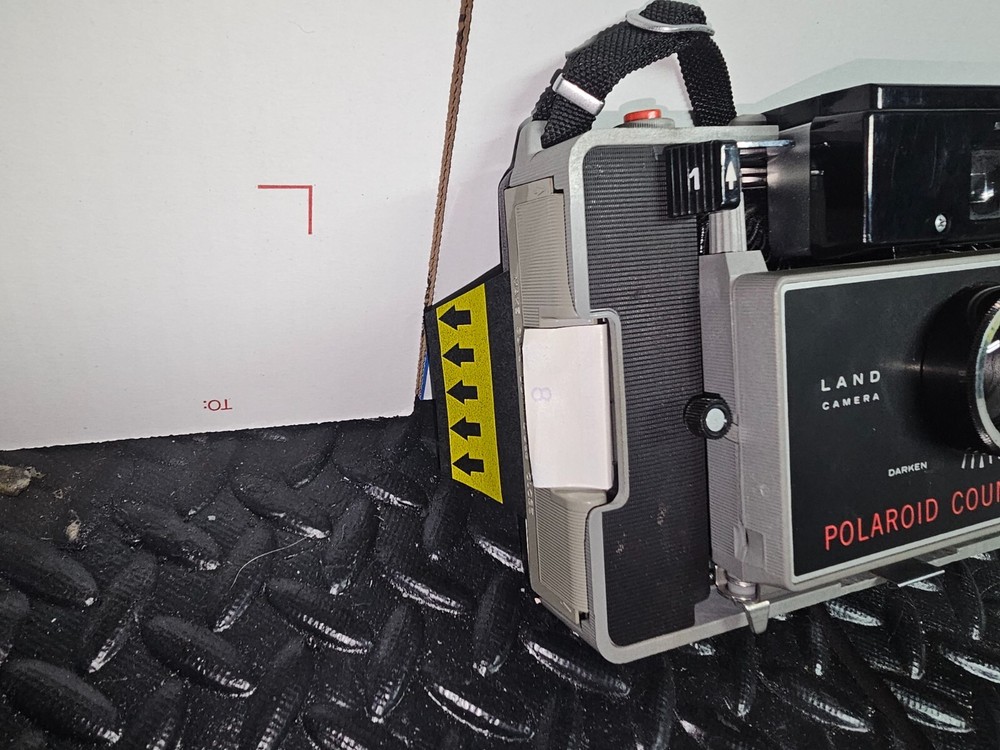 Polaroid Countdown 90 Automatic Land Camera W/Case And Accessories Not Untested!
