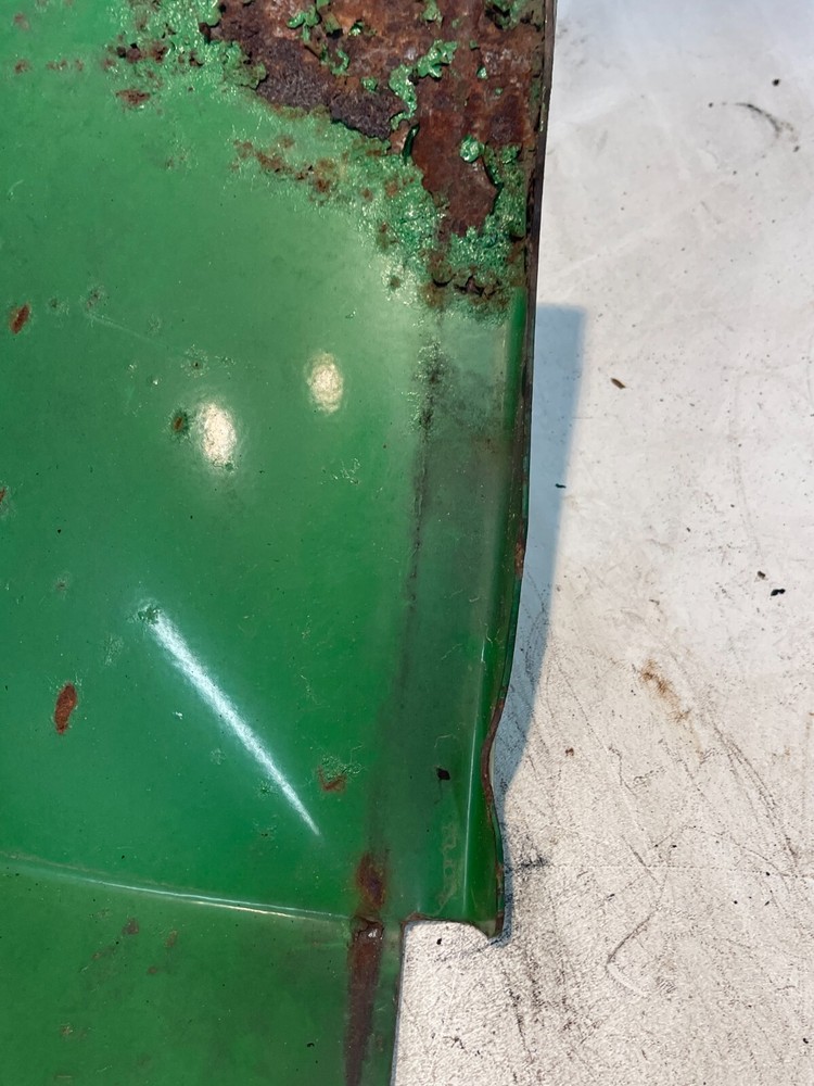 1993 John Deere 8870 Tractor Battery Box Cover Panel Plate