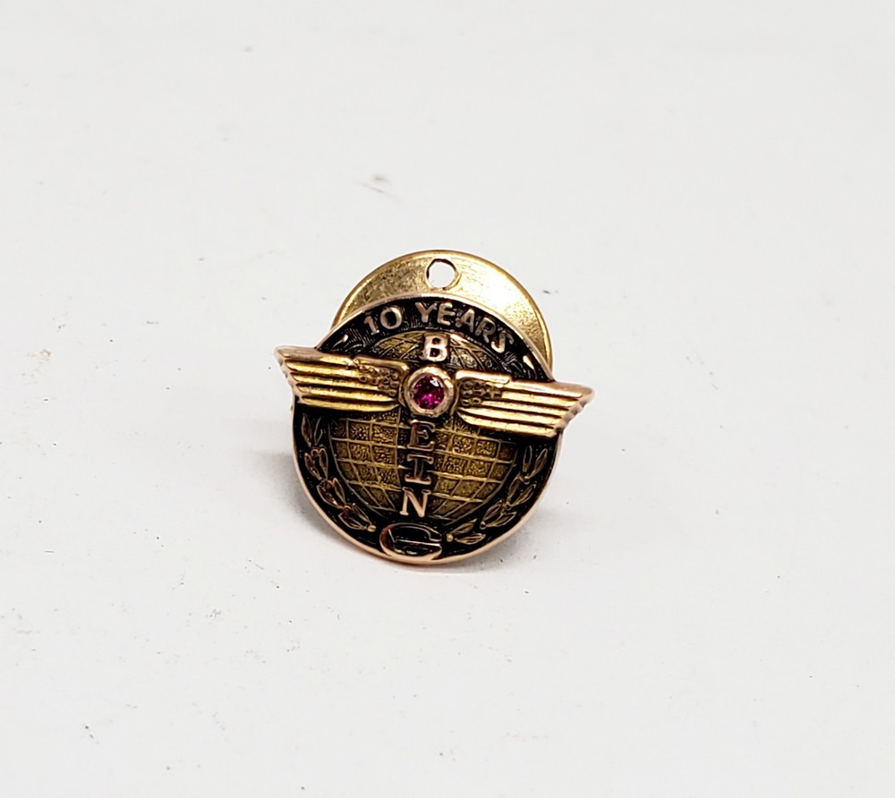Boeing 10 Year 10K SOLID Gold w/ Ruby Employee Service Pin 1.77g Pushback