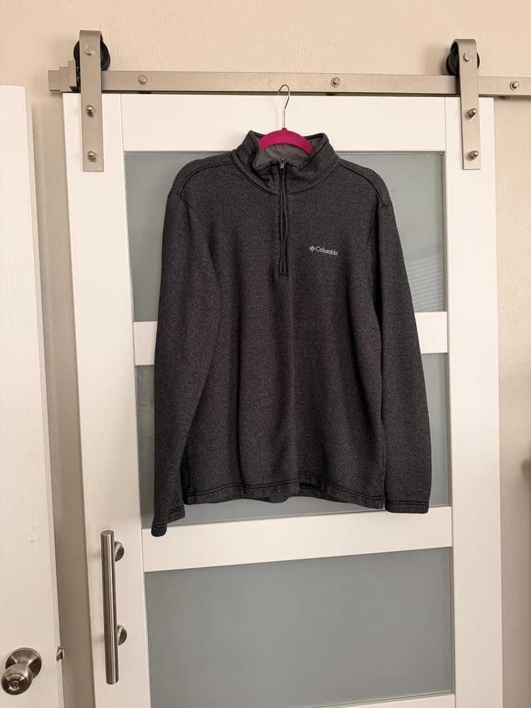 Patagonia Men's Black Half-Zip Fleece Pullover