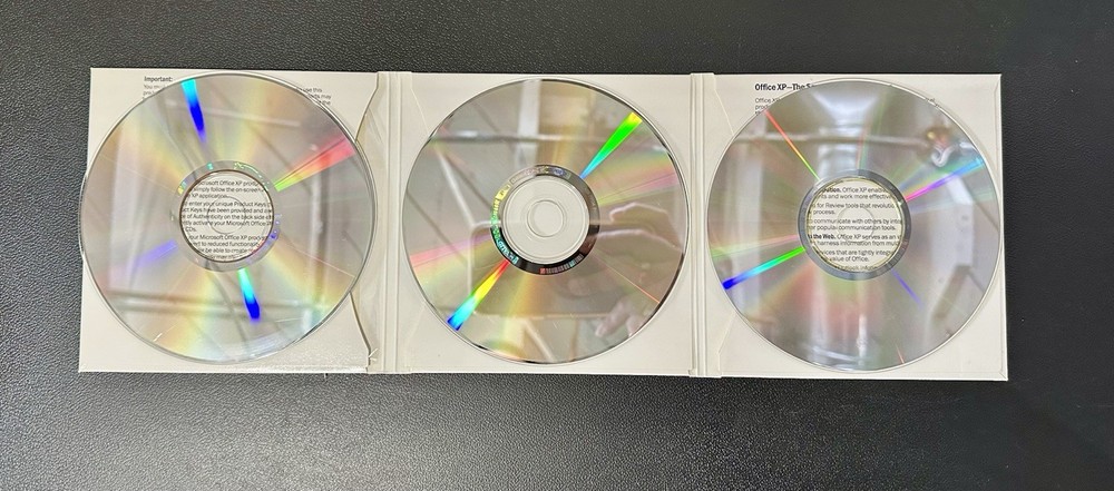 Microsoft Office XP Professional w Publisher Version 2002