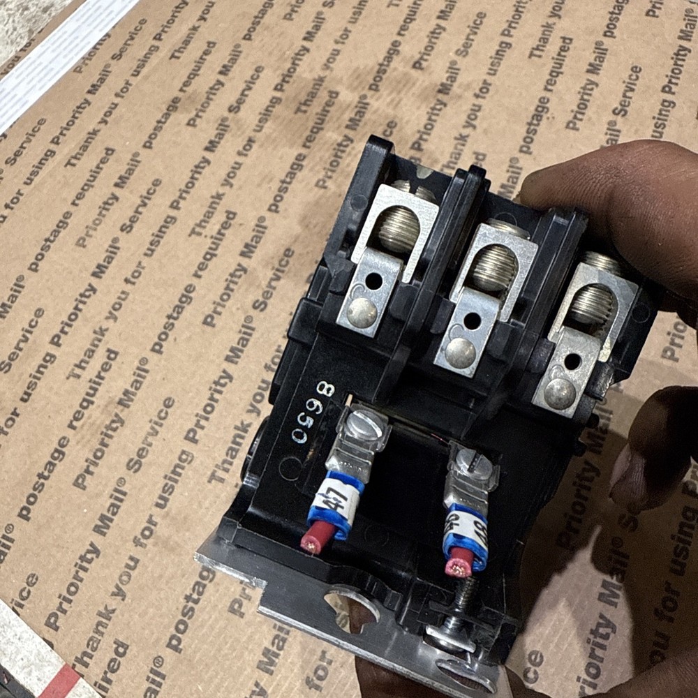 Telemecanique 2200EB340GA contactor