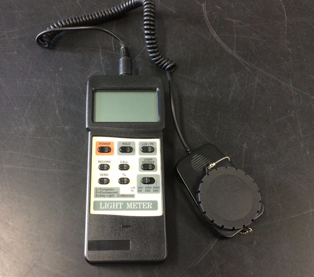 REED Light Meter " Illuminometer " w/Case