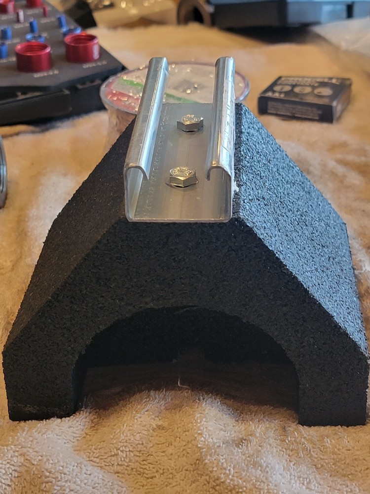 Dura-Blok DB5 Pipe Block Support Rubber Base 6” Length 5” Height