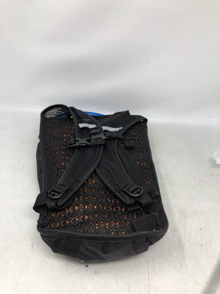 CamelBak Hydrobak Light Bike Hydration Backpack 50oz,Black/Silver2.0