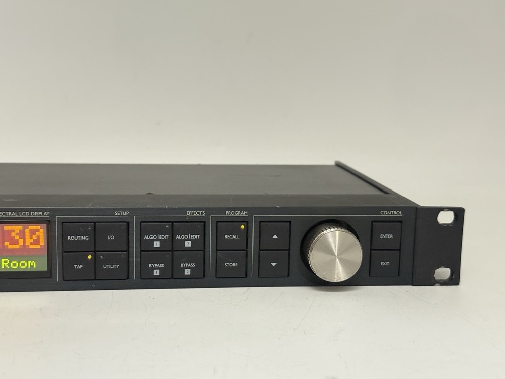 T.C. Electronic M-One Dual Effects Processor ~ TESTED / WORKING