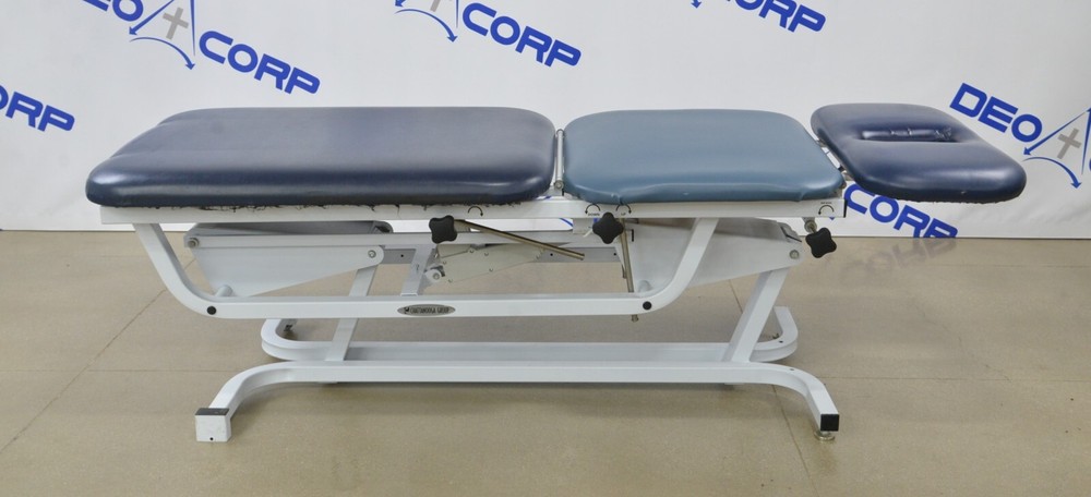 Chattanooga Adapta ADP-300 Treatment Table