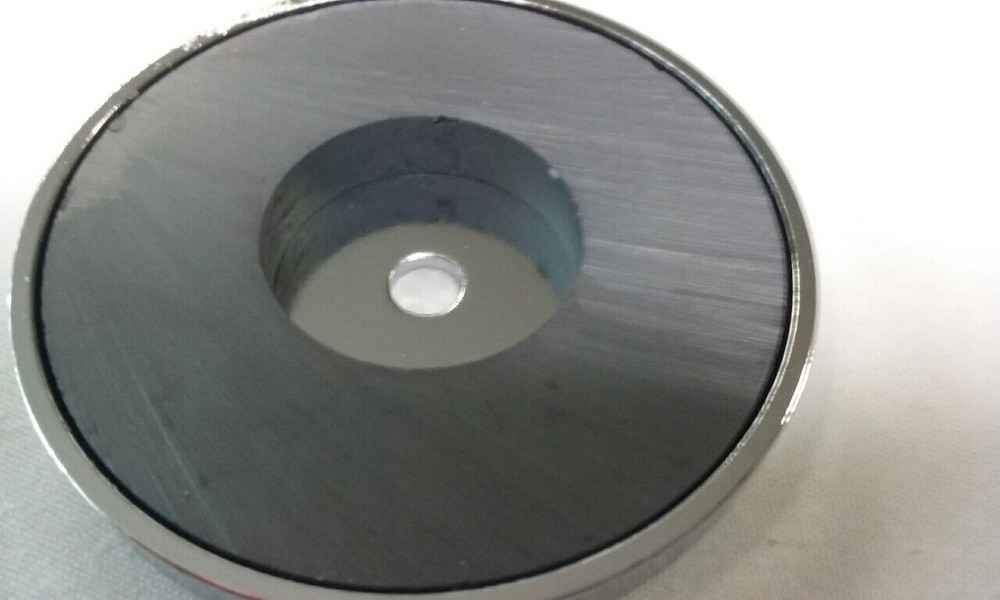 65 LB MAGNET ROUND BASE MAX FORCE