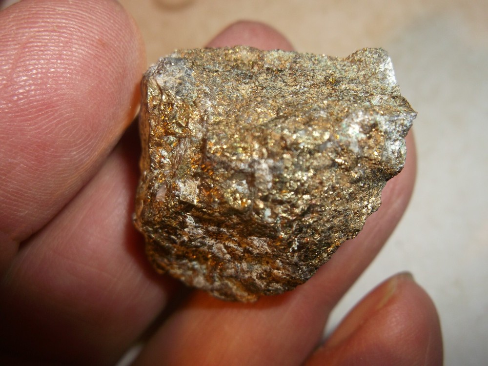Gold, silver, copper, 24 grams samples ,ore high grade .