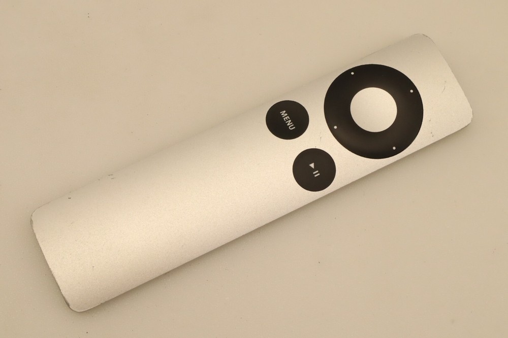 Apple TV 3rd Generation A1469 + Remote & Power Cable