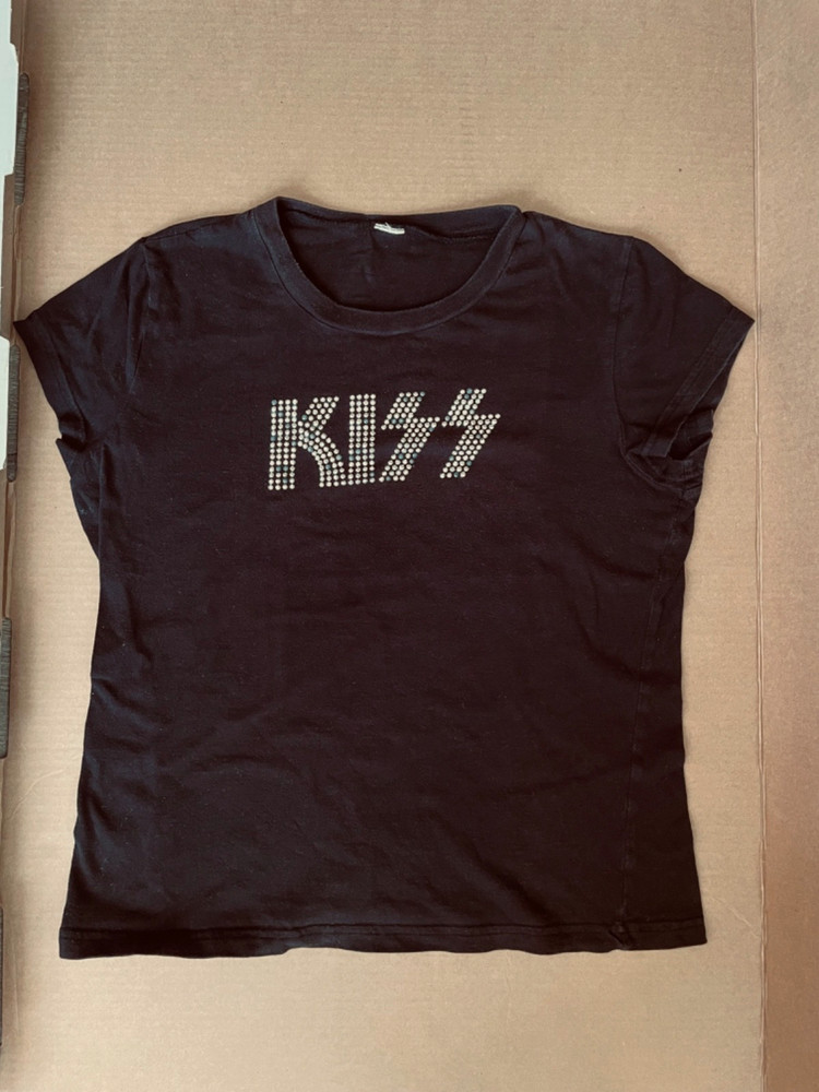Small KISS  Rhinestone T Shirt