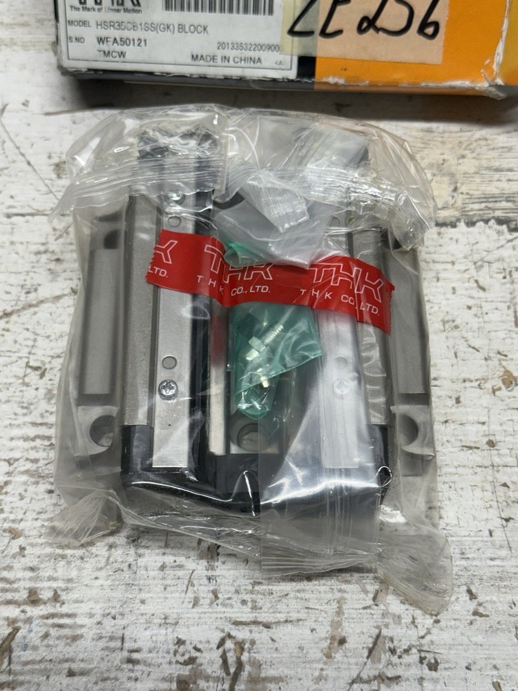 THK Linear Block HSR35CB1SS New
