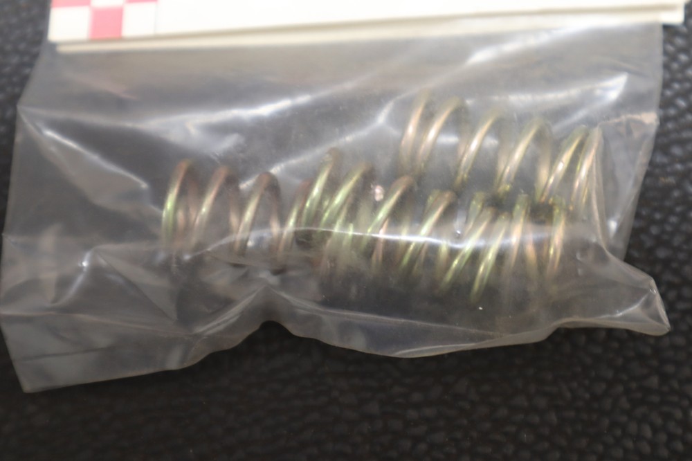 NOS - BARNETT CLUTCH SPRING KIT MT-56-4